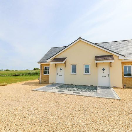 6 Yarmouth Cottages Freshwater Εξωτερικό φωτογραφία