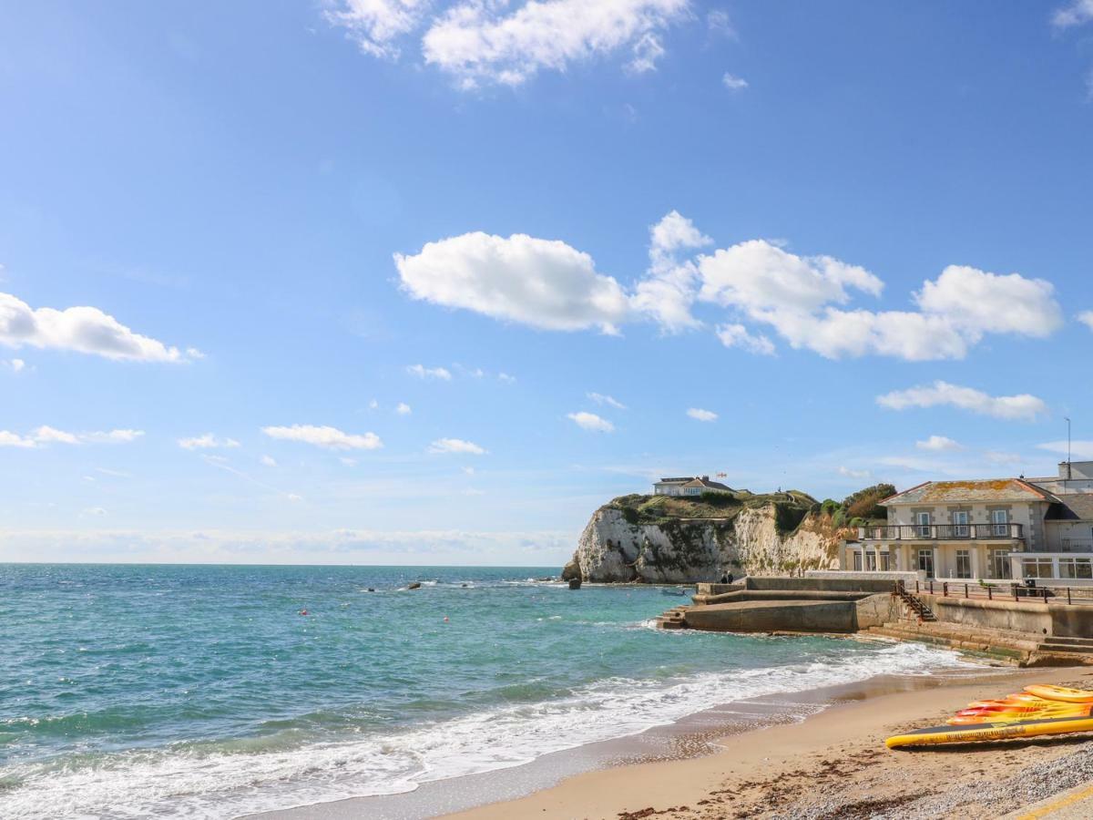 6 Yarmouth Cottages Freshwater Εξωτερικό φωτογραφία